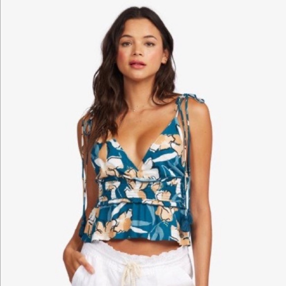 🔆ROXY🔆SIMPLE BLOSSOM PRINT TOP - Picture 3 of 15